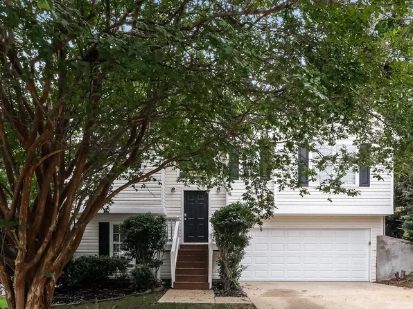 3706 Wavetree Overlook NW, Acworth, GA 30101
