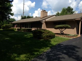 3992 Hollyhock Dr, West Bloomfield, MI 48322