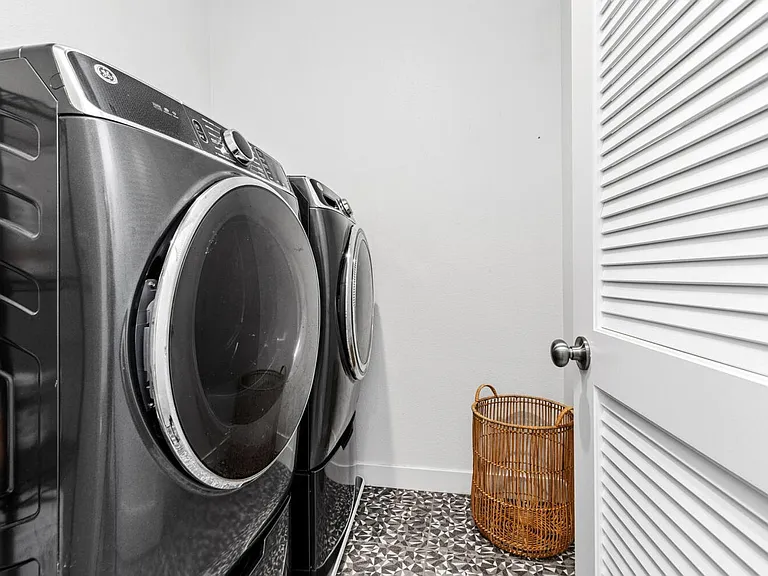 Laundry Room Cabinet