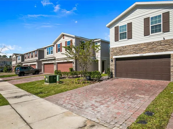 1286 Wispy Cypress Dr, Kissimmee, FL 34746