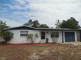 7409 University Dr, Hudson, FL 34667