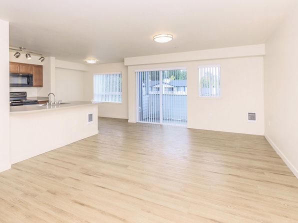 4750 Auburn Way N #N103