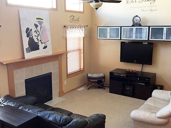3rd image of 3125 Legacy Ln