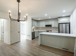 217 Ash Ln, Lafayette Hill, PA 19444