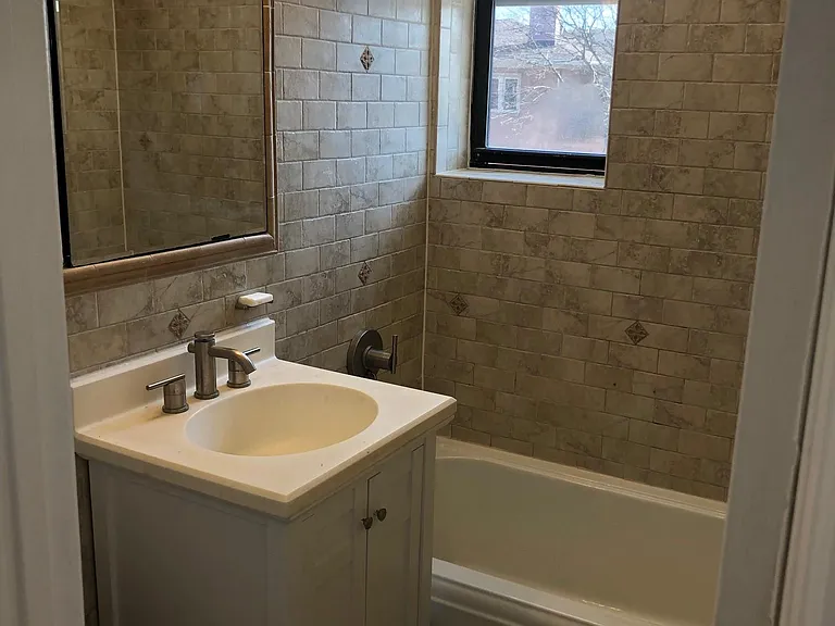 12311 Rockaway Beach Blvd #3D — Photo 9