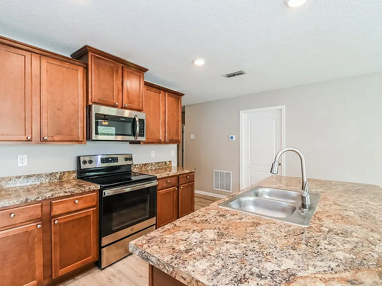 2283 Pebble Point Dr — Photo 7