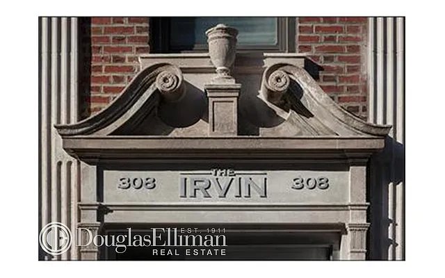Rented by Douglas Elliman | media 39