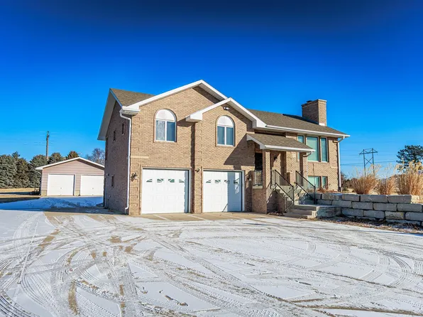 330 47th St, Columbus, NE 68601