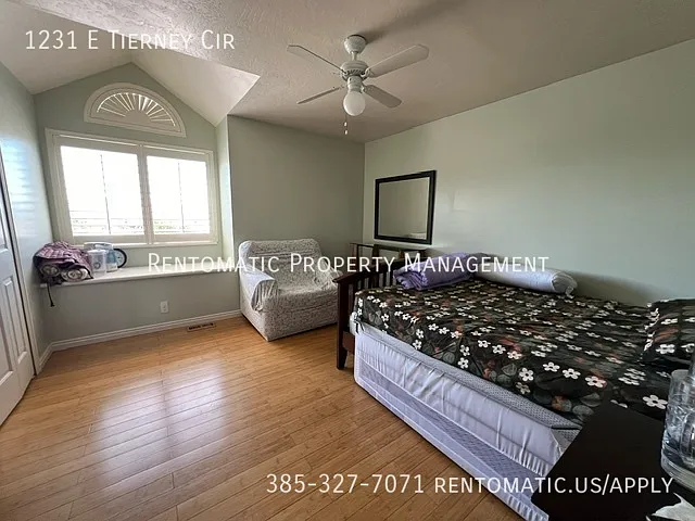 1231 E Tierney Cir — Photo 32