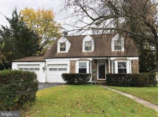 2122 Bernville Rd, Reading, PA 19601