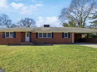 88 W New St, Winder, GA 30680