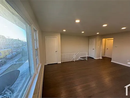 122 Elmwood Ave #2 — Photo 4