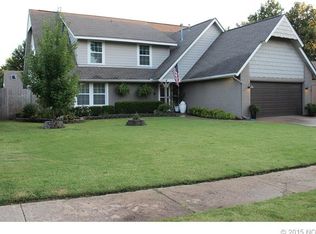 2221 W Memphis St, Broken Arrow, OK 74012