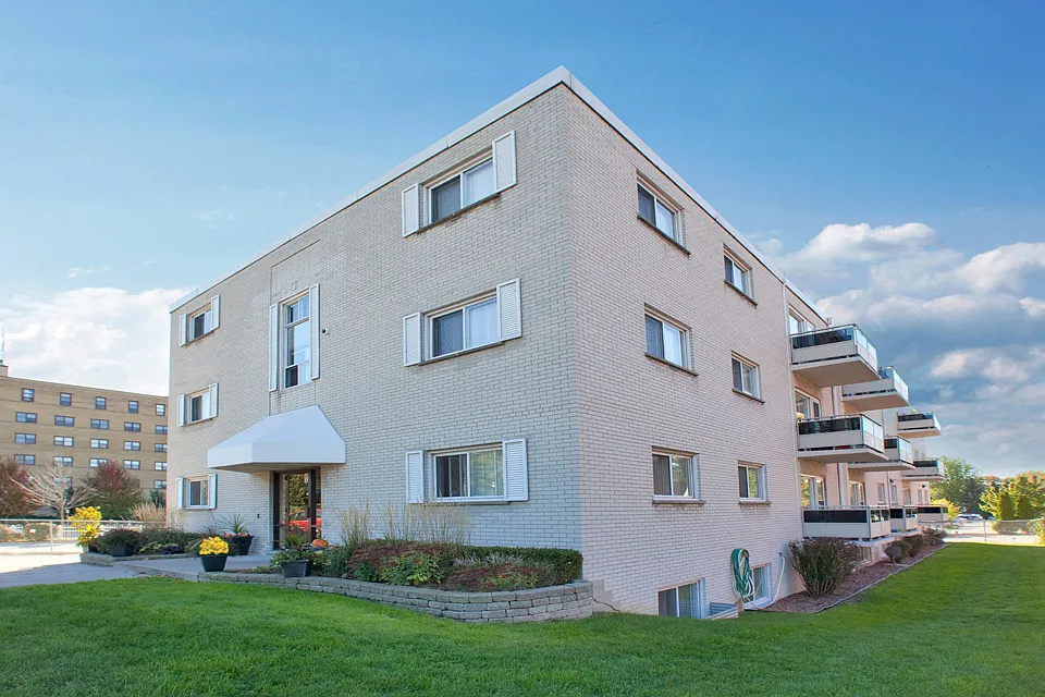 London Road Apartments — Photo 3
