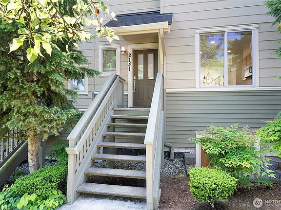 2nd image of 2141 NW Boulder Way Drive