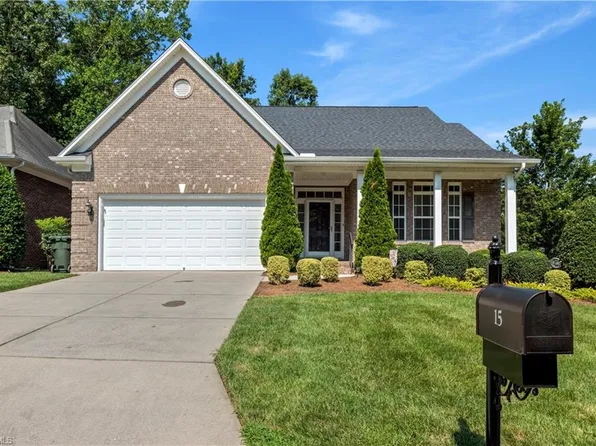 15 Bluff Ridge Ct, Greensboro, NC 27455