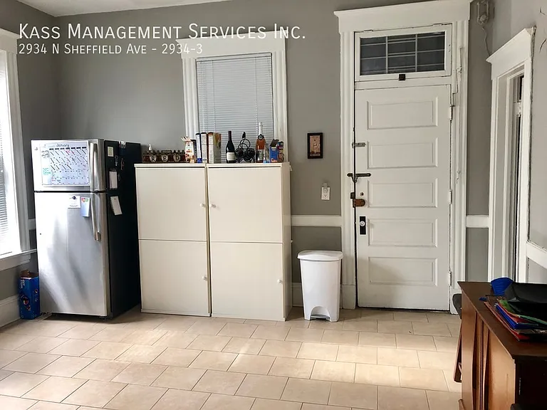 2934 N Sheffield Ave #3 — Photo 2