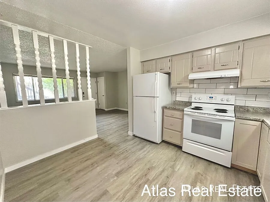 Your New Home Awaits! Apply Today! — Photo 2