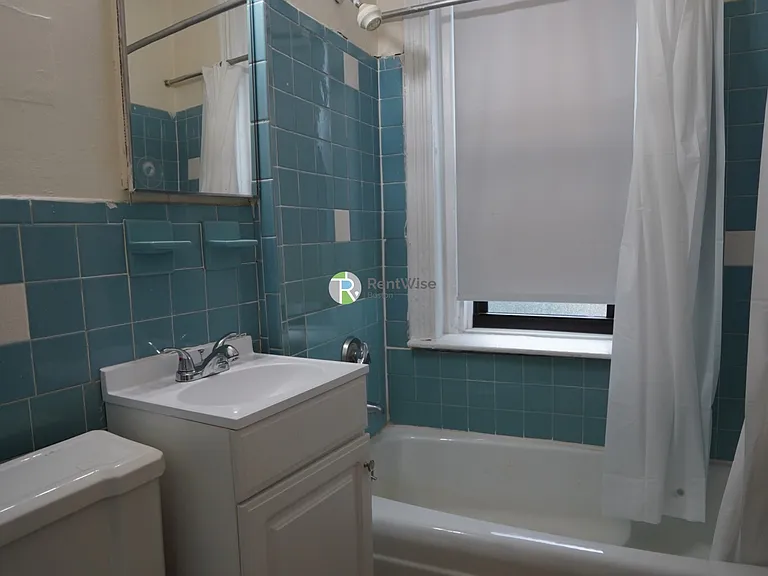1148 Commonwealth Ave #33 — Photo 9