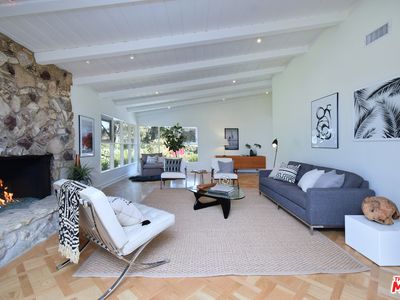 3570 Vista Haven Rd, Sherman Oaks, CA, 91403