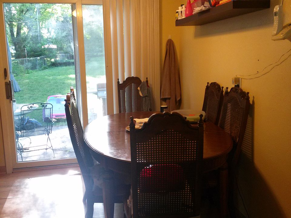 Dining Area to Back Yard