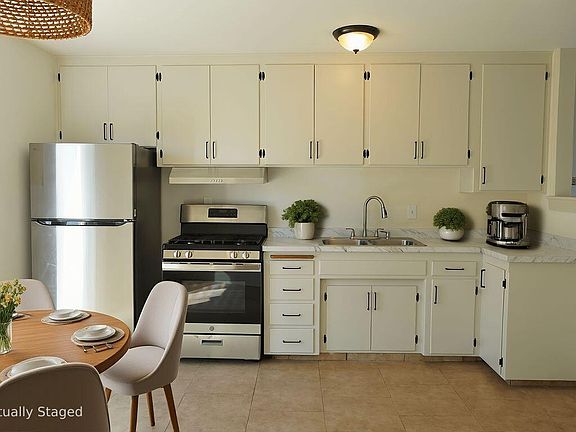 4th image of 1100 N 3rd St