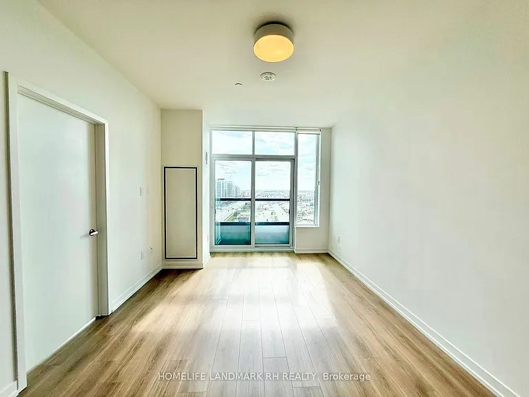 2485 Eglinton Ave W #1519 — Photo 2