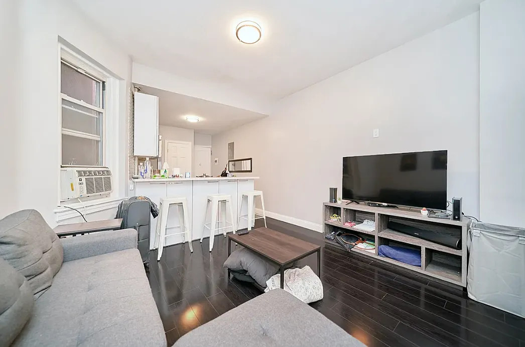 139 Norfolk Street — Photo 4