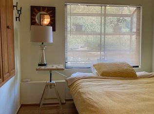 6760 Aitken Dr, Oakland, CA