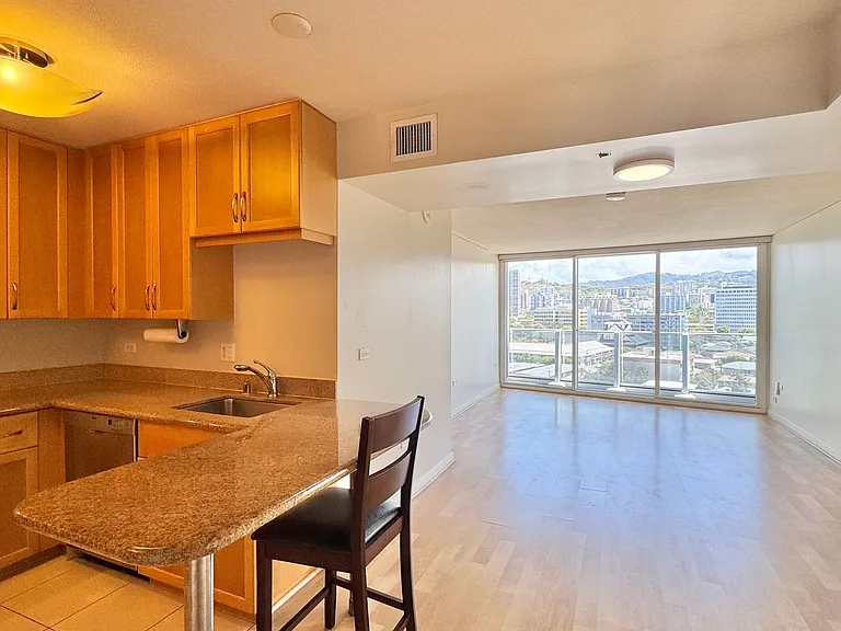 1296 Kapiolani Blvd #1002 — Photo 6