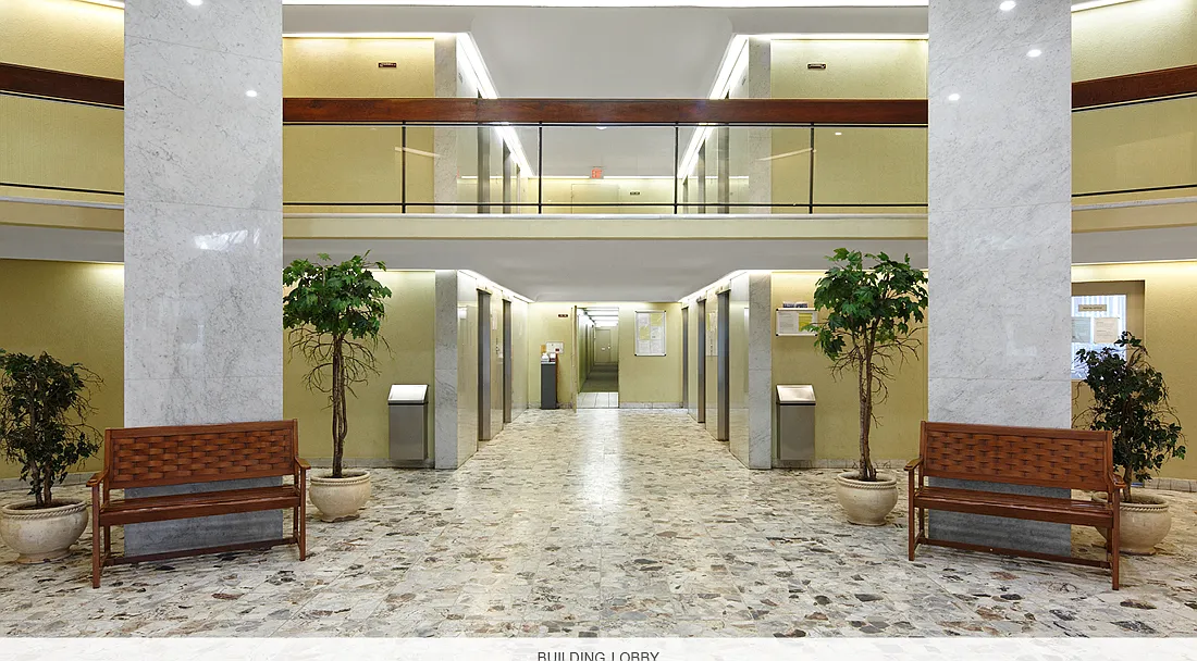 Rideau Towers — Photo 1