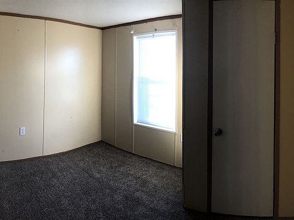 Middle Bedroom Pano 3