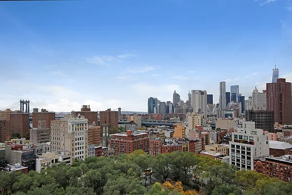 Sold by Corcoran | media 24