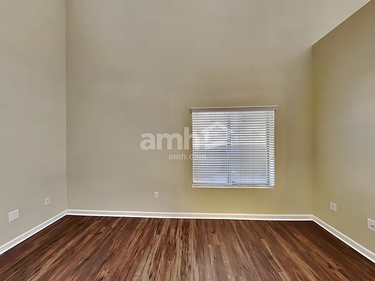 10467 Tuscany Rose Ct — Photo 6