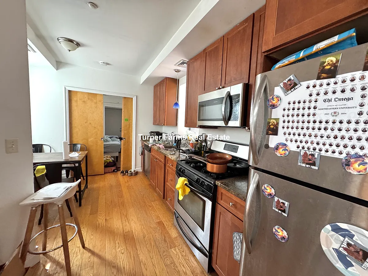Building Photo - 64 Louis Prang St #4F