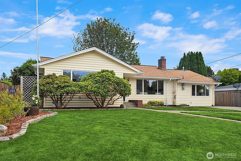 3rd image of 11510 27th Avenue SW