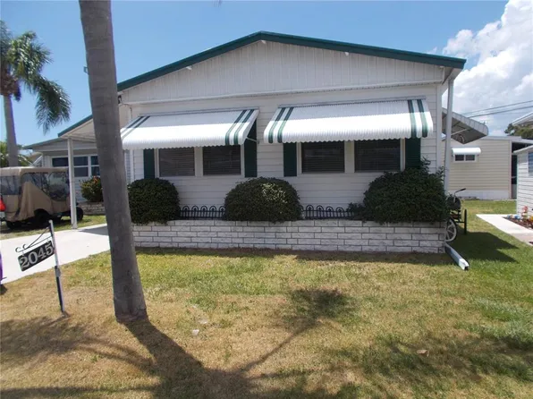 2045 N Mobile Estates Dr, Sarasota, FL 34231