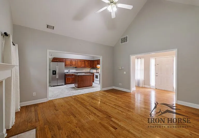 411 Timber Creek Dr — Photo 9