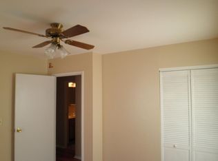 13603 12th St, Grandview, MO 64030