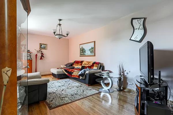 1st image of 2685 E 7th St #P5