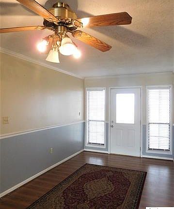 4th image of 584 White Perch Dr