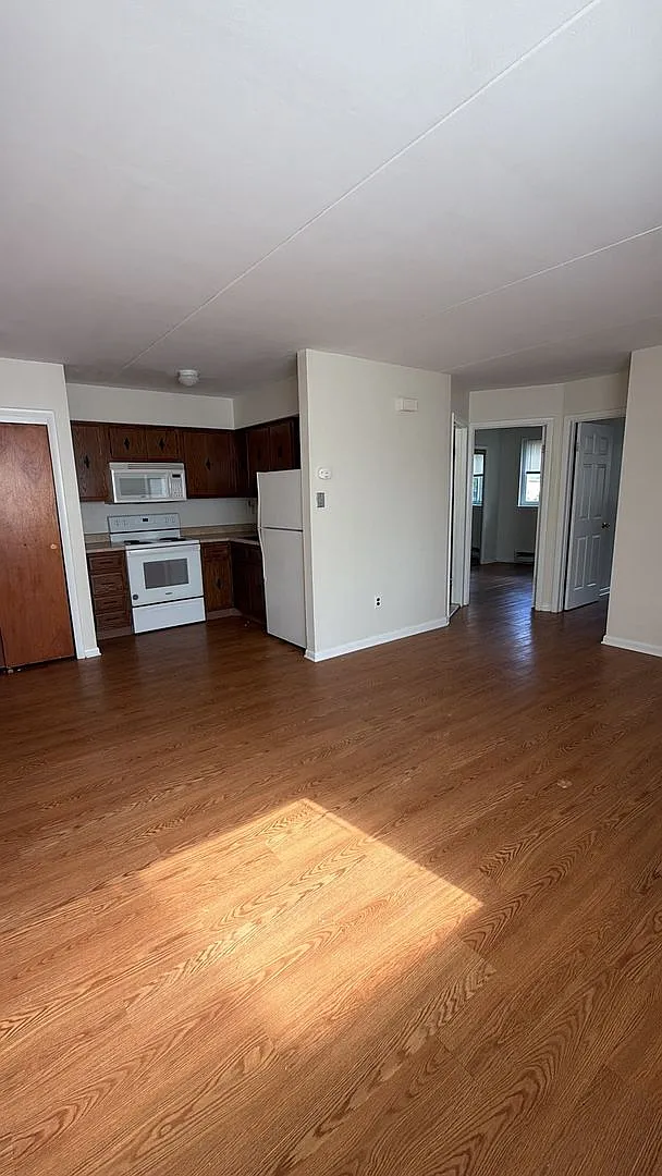 139 S State Rd Upper Darby, PA 19082 — Photo 4