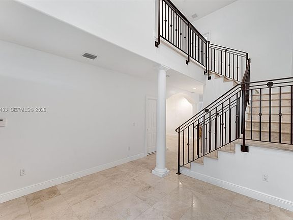 3rd image of 3060 Lime Ct #3060