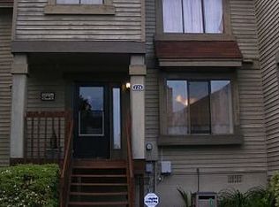 126 Inland View Dr, Newport News, VA 23603
