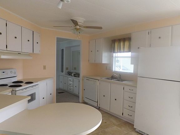 2nd image of 2303 NW 48th Ter