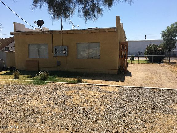 5th image of 421 N 18TH Drive