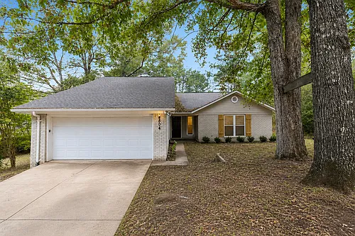 4804 Eastern Hills Ln Photo 1