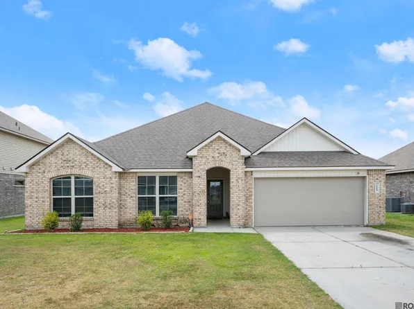 10584 Trailside Dr, Denham Springs, LA 70706