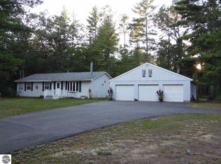 785 N Sand Lake Rd, National City, MI 48748