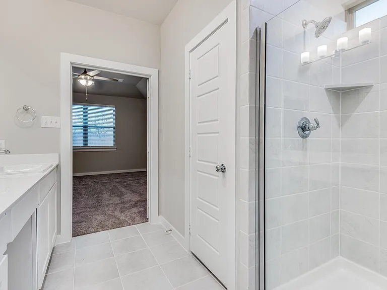 2544 Rambling Rd — Photo 15